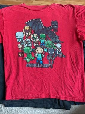 2 T-shirts Minecraft Kids Short Sleeve Graphic Tee - Red